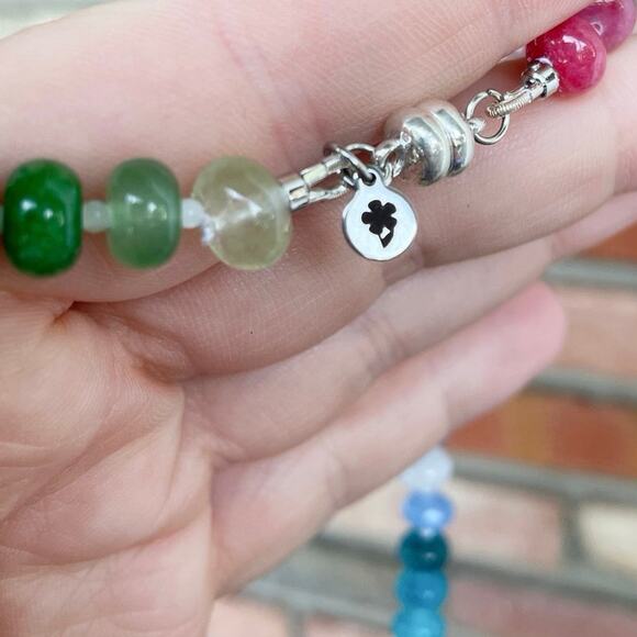 NWT, Ombre Rainbow Gemstone Necklace, Silver Tone Magnetic Clasp, 18.5" - Picture 4 of 6